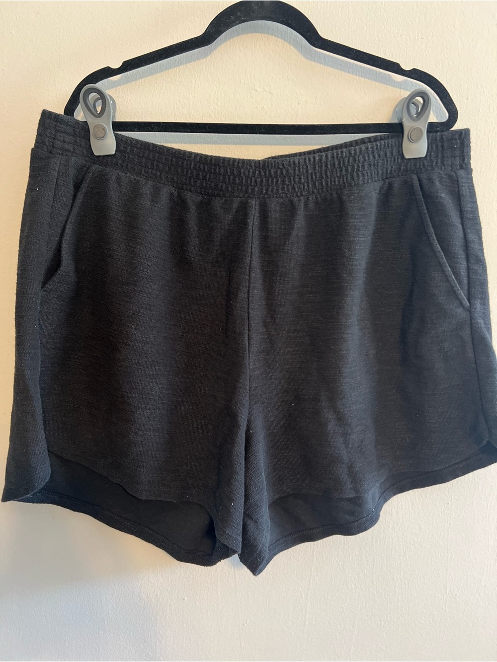 Old Navy Black High Waist Women’s Shorts and matching tank | Women’s XXL - Picture 2 of 7